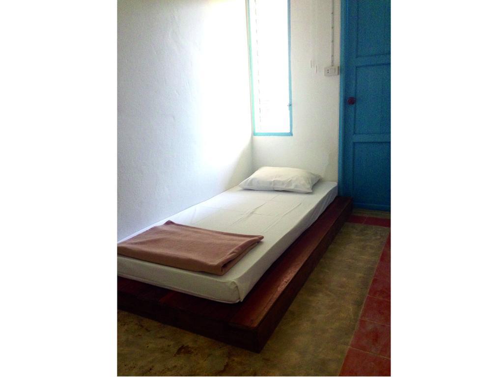 Sleepyowl Hostel Банг Бао Номер фото