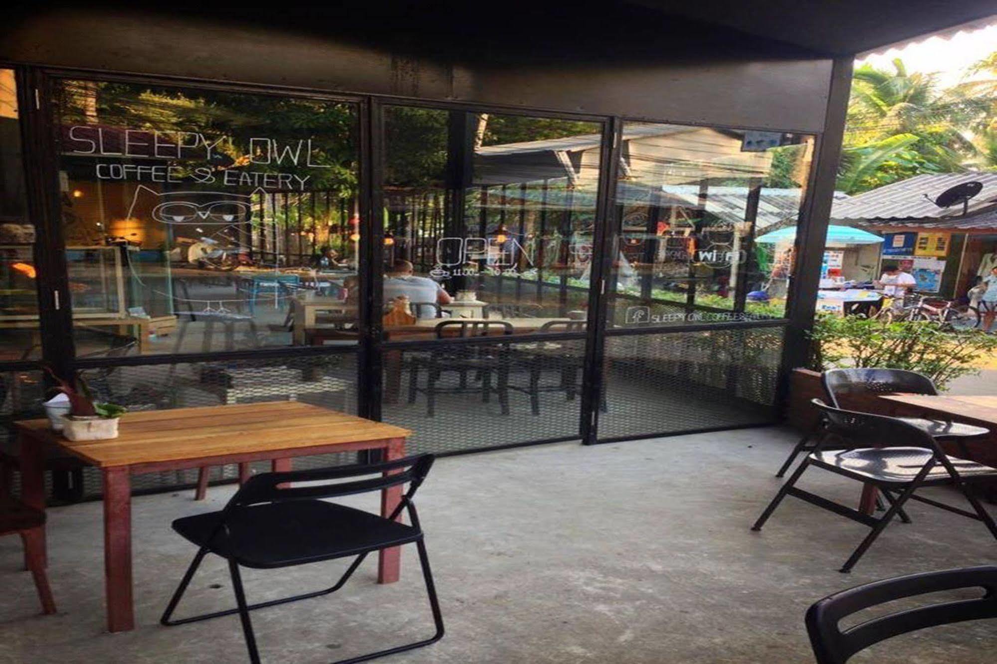 Sleepyowl Hostel Банг Бао Экстерьер фото
